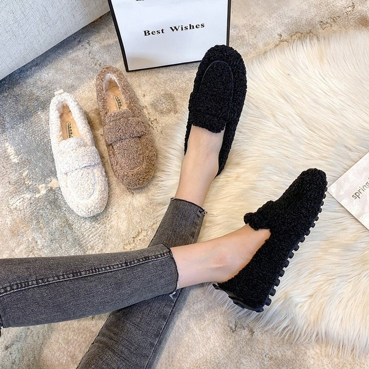 Myla | Soft moccasins with non-slip sole