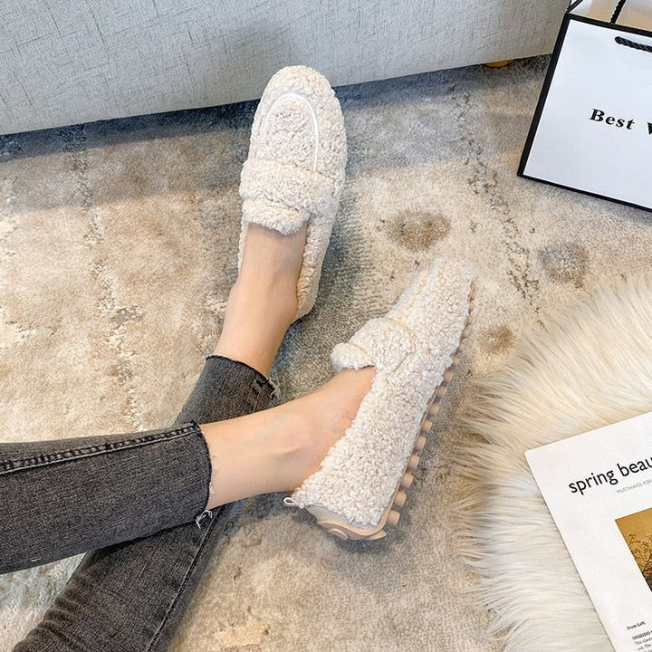 Myla | Soft moccasins with non-slip sole